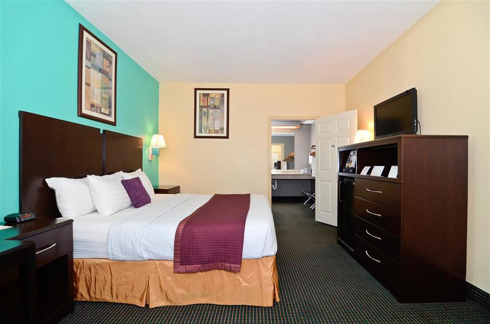 Best Western West Monroe Inn Room photo